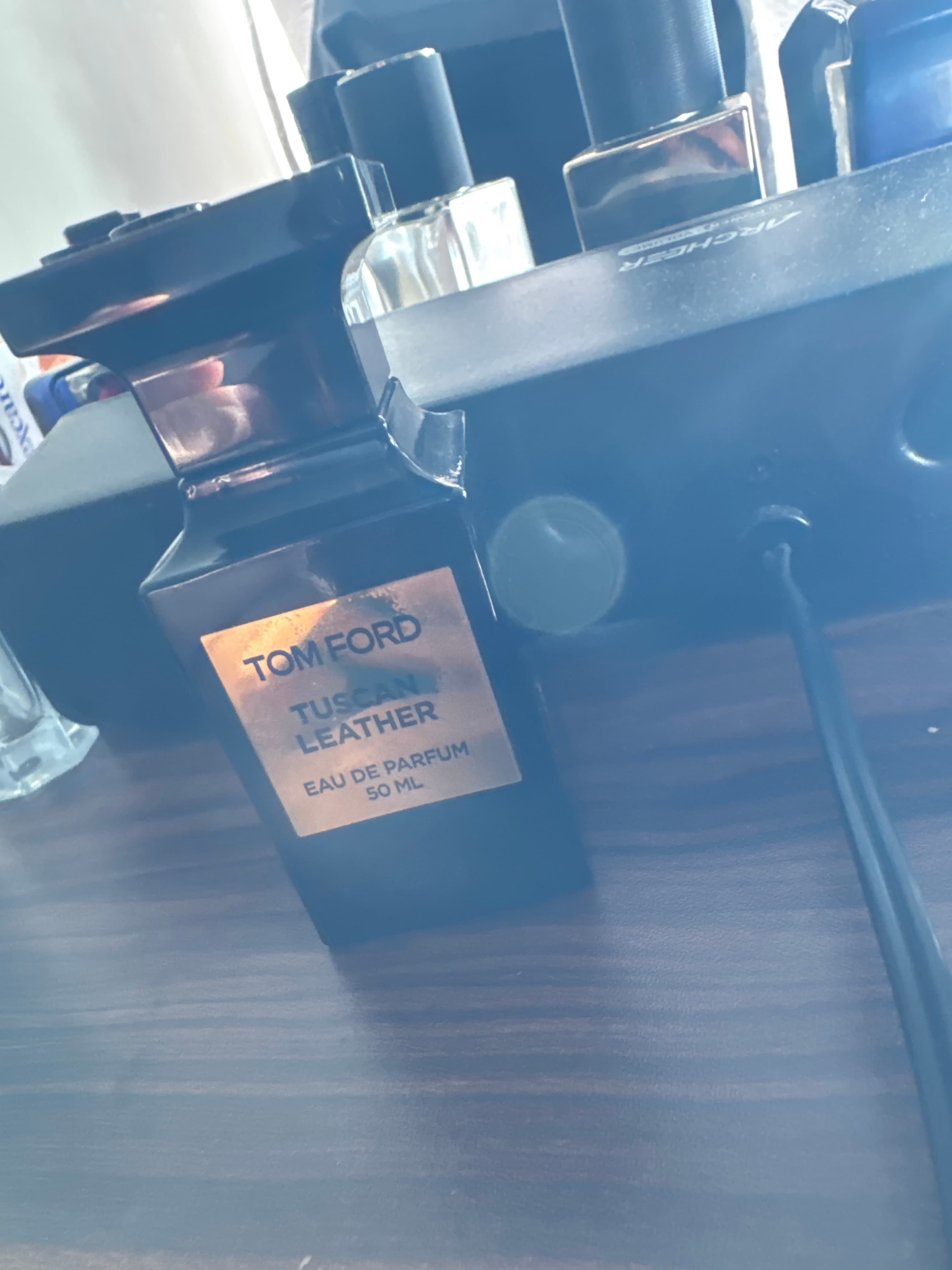 TOM FORD – TUSCAN LEATHER